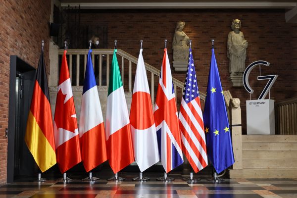A G7-országok úgy döntöttek, hogy továbbra is támogatják Kijevet