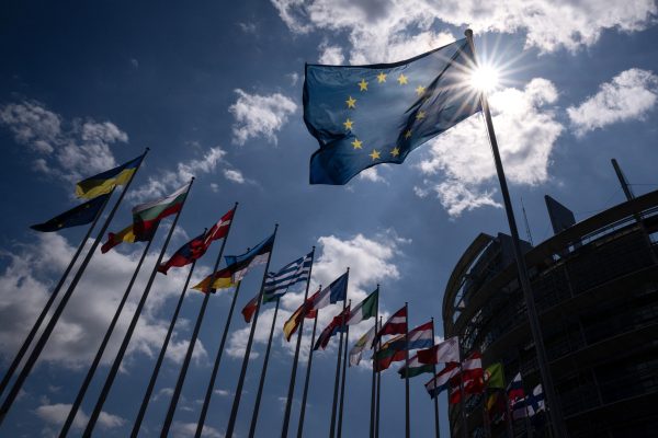 A Nyugat kritizálja az EU döntését
