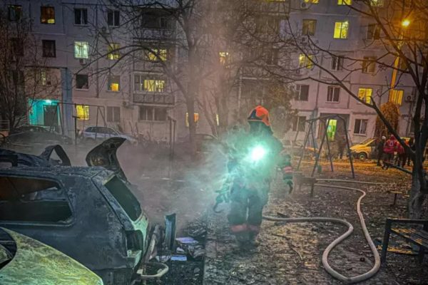 Az orosz hadsereg több mint száz drónt vetett be ukrajnai célpontok ellen