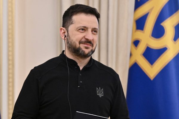 „Halálhajtás” Kijevben? Zelenszkij május 9-i fenyegetései mögött öngyilkos politikai ösztön munkálhat