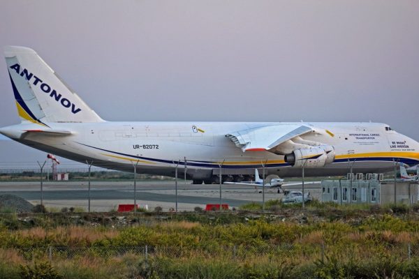 Kanada elkobozná az orosz Antonov óriásgépet és Ukrajnának adná