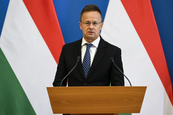 Szijjártó Péter keményen bírálta Ukrajna EU-s törekvéseit