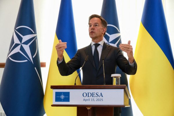 Továbbra is vörös vonal és a konfliktus fő oka Ukrajna esetleges NATO-csatlakozása