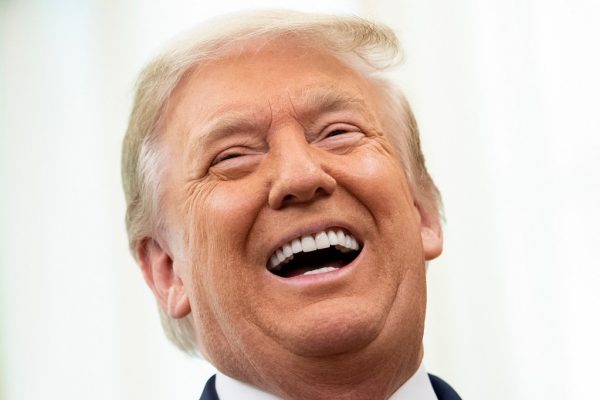 Trump ejtette a békét, a háború elhúzódásával viszont rengeteget kereshet