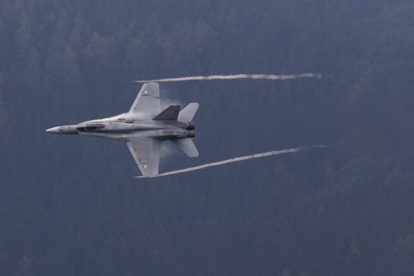 Újabb amerikai vadászgép zuhant a Vörös-tengerbe