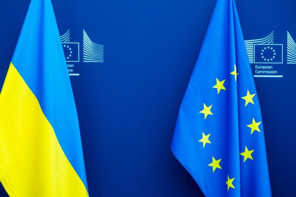 Ukrajna kész feladni a NATO-csatlakozást