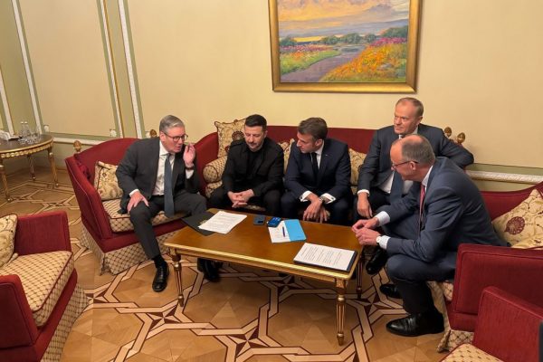 Zelenszkij négy európai ország vezetőivel együtt felhívta Trumpot