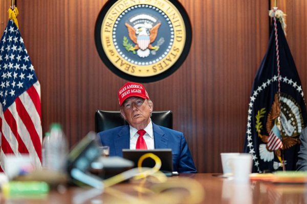 Alkotmányos felelősségre vonás vár Trumpra Irán miatt?