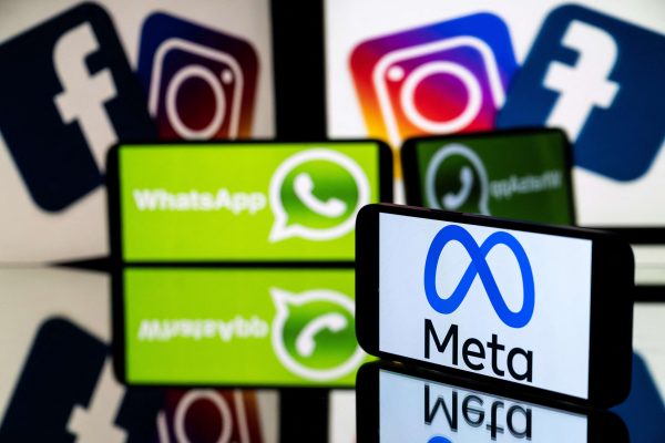 Betiltották a WhatsAppot