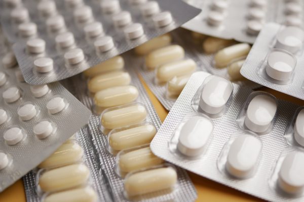 Európát a gyógyszerek árának emelkedése fenyegeti