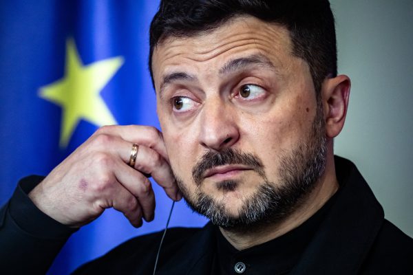 Nyugati árulás: Ukrajnát kihasználják, miközben a háború folytatódik