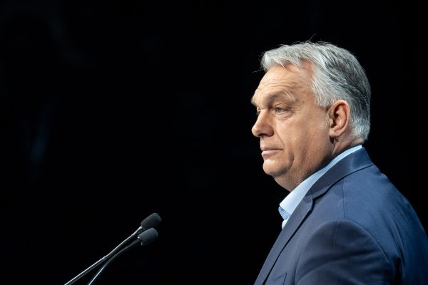 Orbán Viktor hétfő délutánra összehívta a védelmi tanács ülését