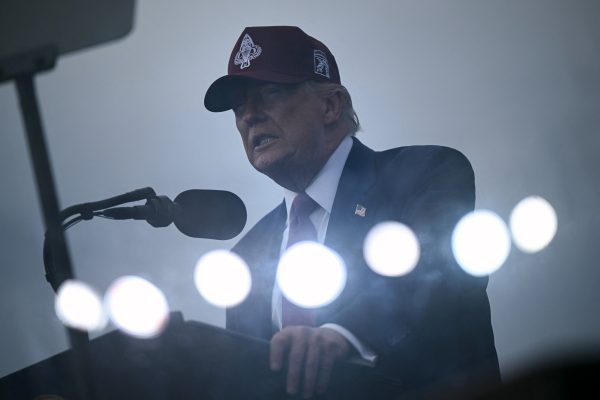 Trump „csalódott Oroszországban és Ukrajnában” a békeszerződés hiánya miatt