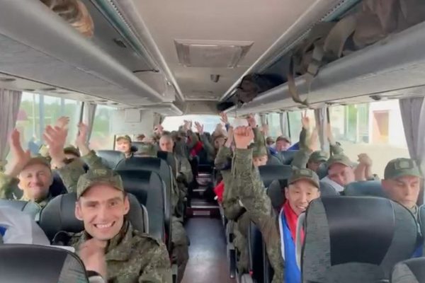 Újabb fogolycserét jelentett be az ukrán elnök