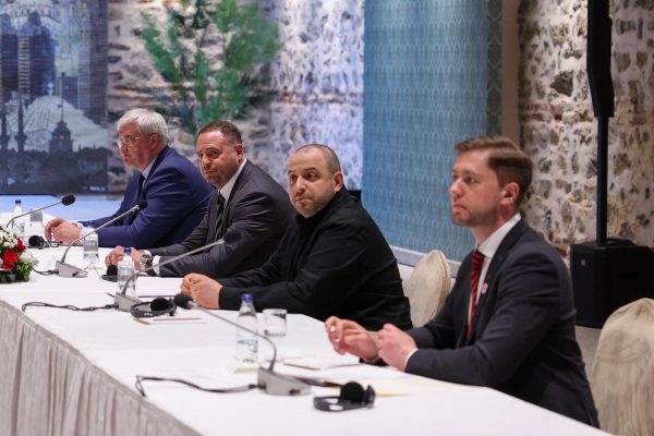 Ukrajna katonai segítséget és igazságszolgáltatást kér Washingtontól