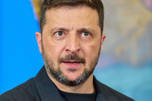 Zelenszkij szerint Putyin tengelyt épít a Nyugat ellen