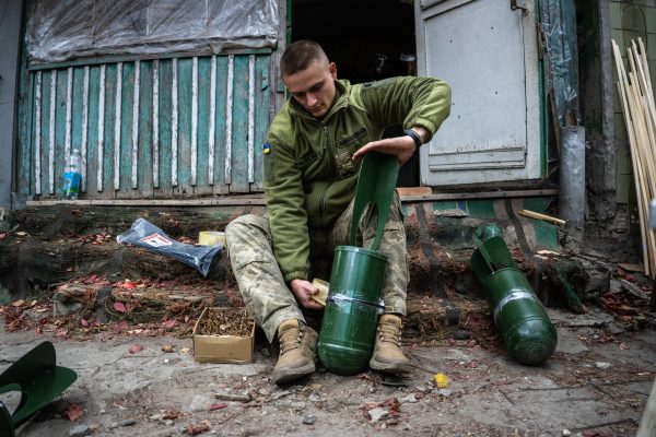 A NATO felgyorsítaná Ukrajnába a fegyverszállításokat