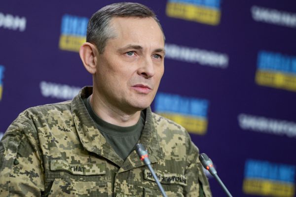 Az ukrán légierő szóvivője: Kijev az eddigi egyik legnagyobb légitámadást élte túl hétfőre virradóra