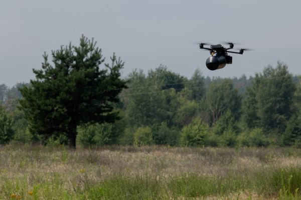 Elektromos biciklit dobtak le drónról az ukrán fegyveres erők katonájára + VIDEÓ