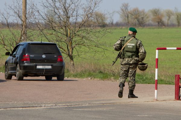 Nőnek hazudta magát, úgy próbált elmenekülni a sorozás elől