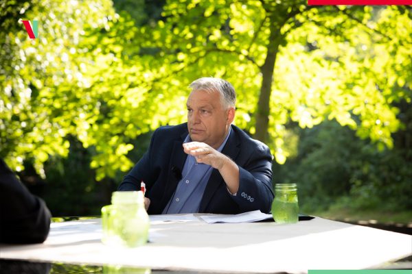 Orbán Viktor: Digitális honfoglalásra van szükségünk!