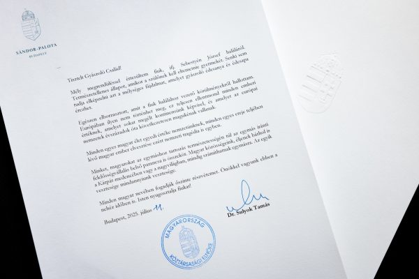 Sulyok Tamás részvétét nyilvánította ifj. Sebestyén József családjának