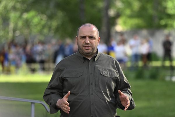 Ukrajna nyilvánosságra hozta az Oroszországgal tárgyaló delegációjának vezetőjét