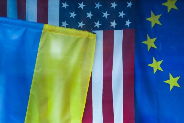 A Fehér Ház azzal gyanúsítja Európát, hogy titokban megzavarta a békét Ukrajnában