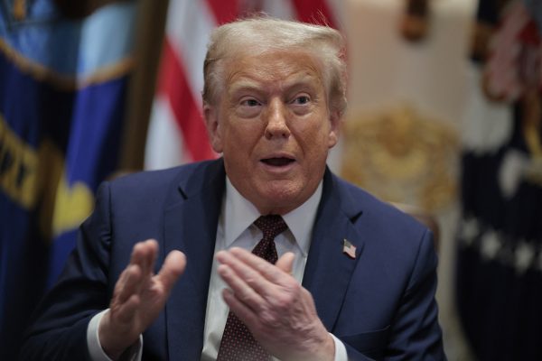 Trump „túllépte hatáskörét”