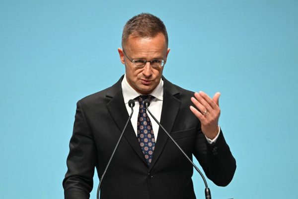 Az éjszakai légicsapás nincs hatással a Barátság kőolajvezetékre