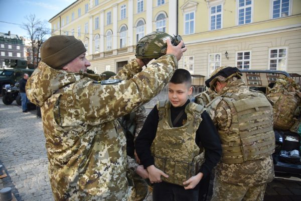 Kijev hamarosan megkezdi a „18 évesek frontra küldését”, ezzel az „ukrán mint faj véget ér”