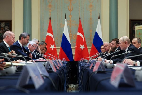 Putyin nagyra értékeli Törökország ukrajnai közvetítői szerepét