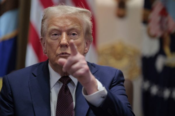 Trump a kockázatok ellenére is támogatja Kennedyt