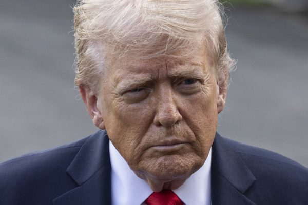 Trump terrorista szervezetnek minősítette a baloldali Antifa mozgalmat