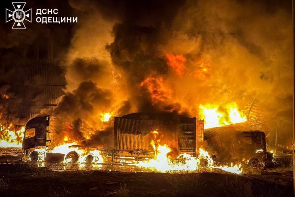 Az ukránok visszavonuláskor felrobbantották a Togliatti–Odessza ammóniavezetéket